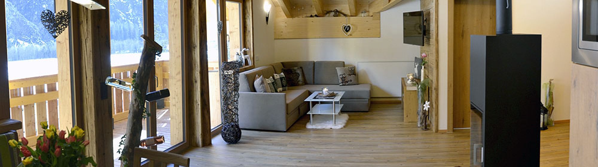 heinrich-chalet_adler-wozi-pano3.jpg